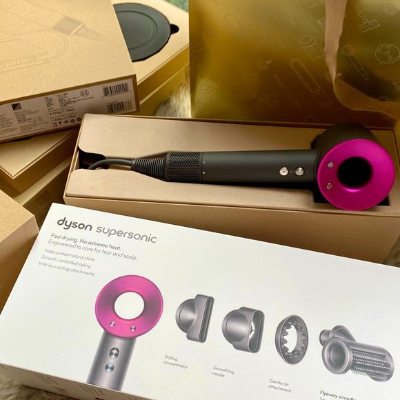 Pristine. I hardly used it. Dyson hair dryer - Picture 1 of 4